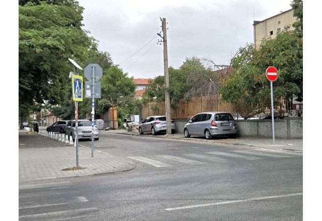Въвежда се еднопосочно движение по участък от улица в Асеновград