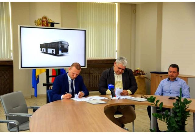 Днес община Асеновград сключи договор с фирмата изпълнител за доставка