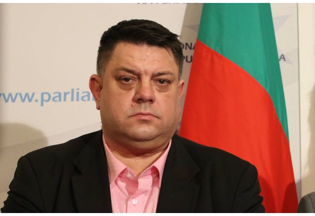 Парламентарната група на БСП за България избра за председател Борислав