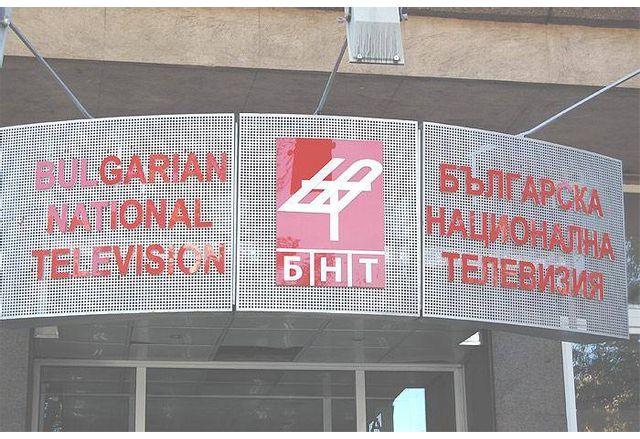 Гост в предаване на БНТ е трябвало да свали от