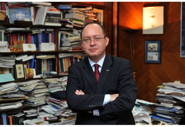 Румънският външен министър Богдан Ауреску заяви в интервю за американската
