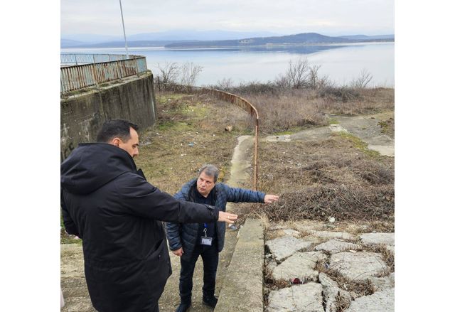 Министър Богданов: Язовир "Огоста" трябва да бъде ремонтиран приоритетно
