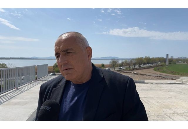 Лидерът на ГЕРБ Бойко Борисов е на обиколка в Бургас