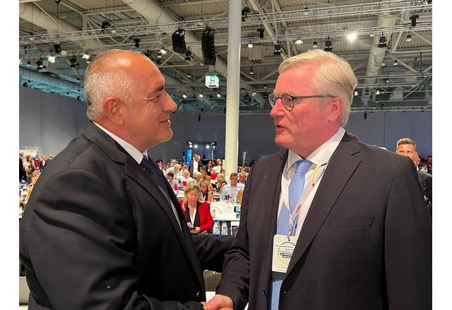 България е в тежка икономическа и енергийна криза но най големият