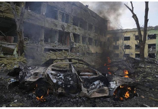 Бомбардировка на болница от руските военнопрестъпници в Украйна