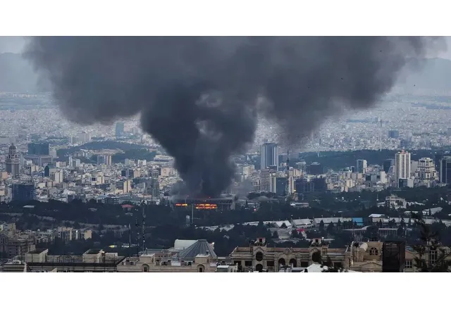 Бомбардировки над Техеран