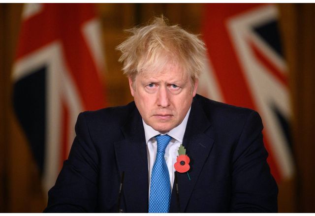 Британският премиер Борис Джонсън обяви в четвъртък че подава оставка
