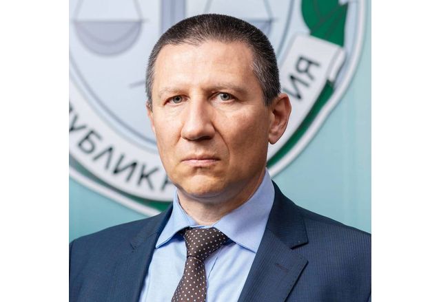 Прокурорската колегия на Висшия съдебен съвет решава днес дали да
