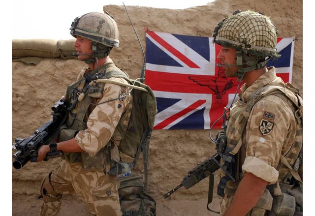 Обединеното кралство обмисля възможността да разположи войски в Украйна за