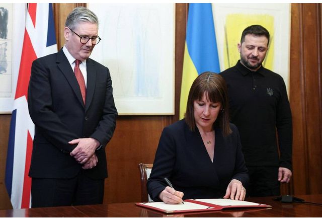 Великобритания и Украйна сключиха споразумение за заем в размер на
