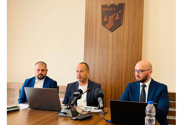 Брифинг на Калин Каменов