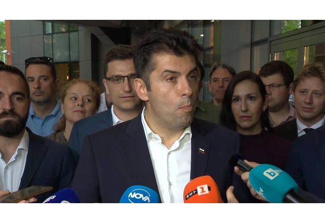 Кирил Петков разкрил новата стратегия на управляващите корупционен рай