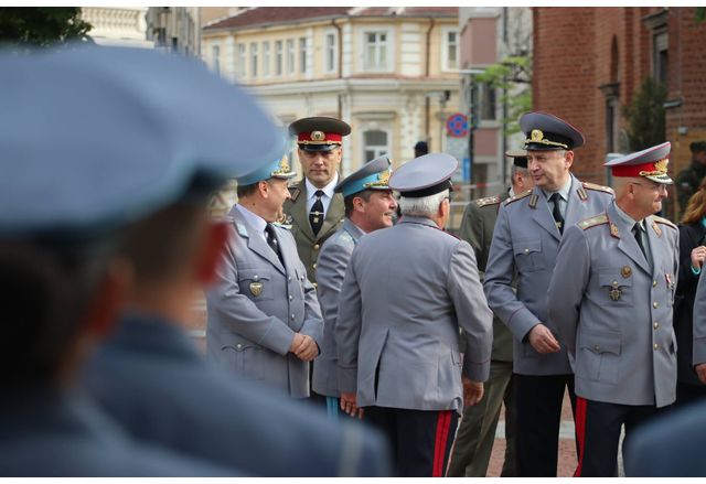 Български военни, офицери