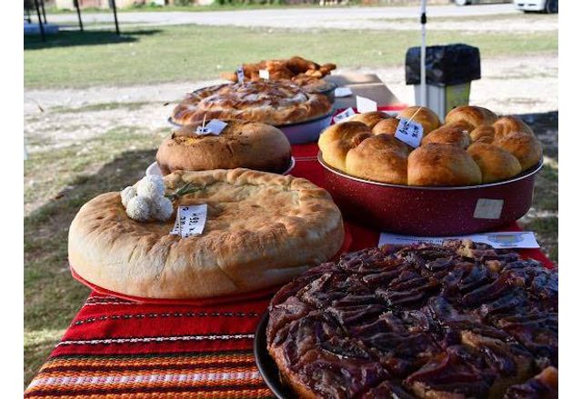 В село Върбица се проведе кулинарен фестивал`