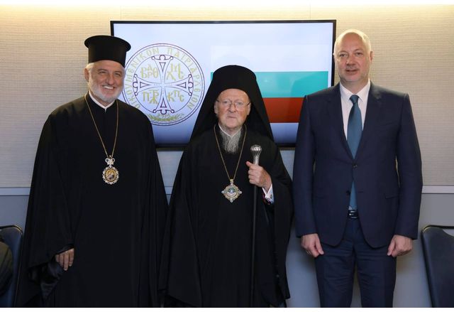Министър-председателят разговаря с Вселенския патриарх Вартоломей в Ню Йорк
