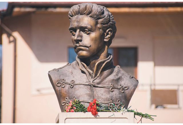 Стартира XI ти НАЦИОНАЛЕН УЧЕНИЧЕСКИ КОНКУРС НАСЛЕДНИК СЪМ НА ЦАР ИВАН