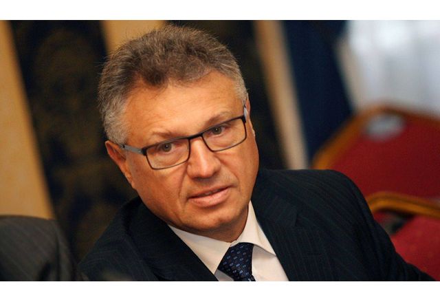 Бившият министър на отбраната Велизар Шаламанов прогнозира по NOVA че