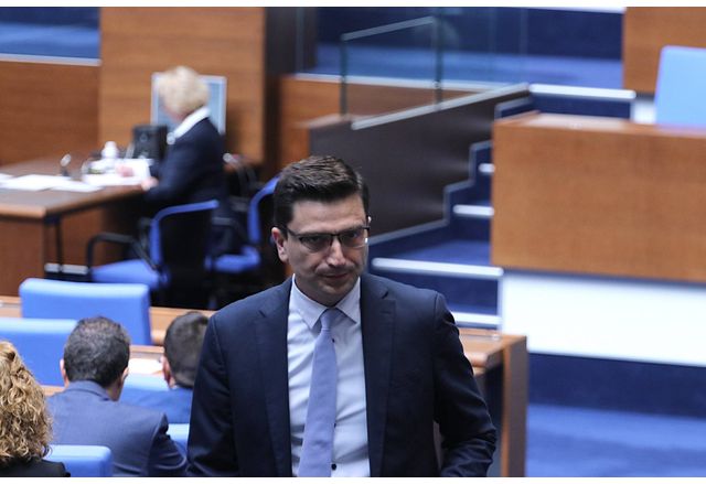 Венко Събрутев