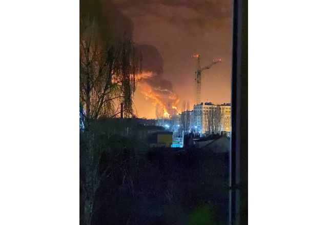 Взрив на петролната база до Киев