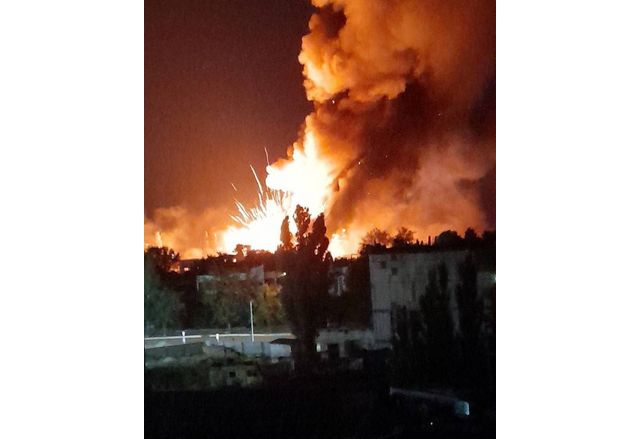 Взрив на руски оръжеен склад в окупираната част на Украйна