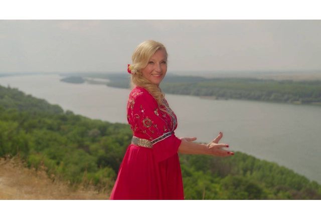 Обичаната изпълнителка Вили Рай представя своята нова песен – Недино