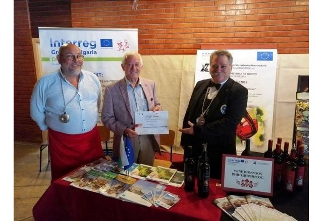 С популяризиране на стари местни видове лозя и модернизирани винарски изби привличаме енотуристи в пограничния район между България и Гърция