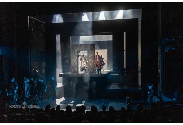 Артисти от Унгария Гърция и Украйна ще гостуват с представления