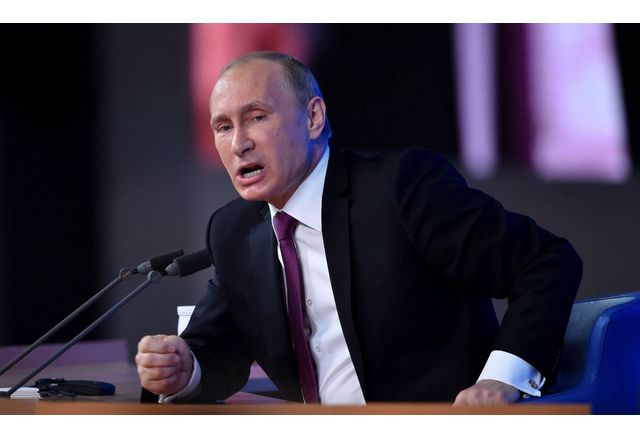 Кремълският диктатор Владимир Путин се превърна в очевидния отсъстващ във