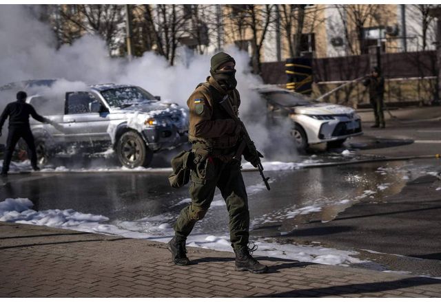 Войната в Киев, Украйна