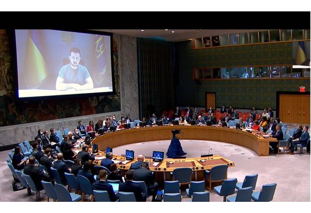 Володимир Зеленски говори пред Съвета за сигурност на ООН
