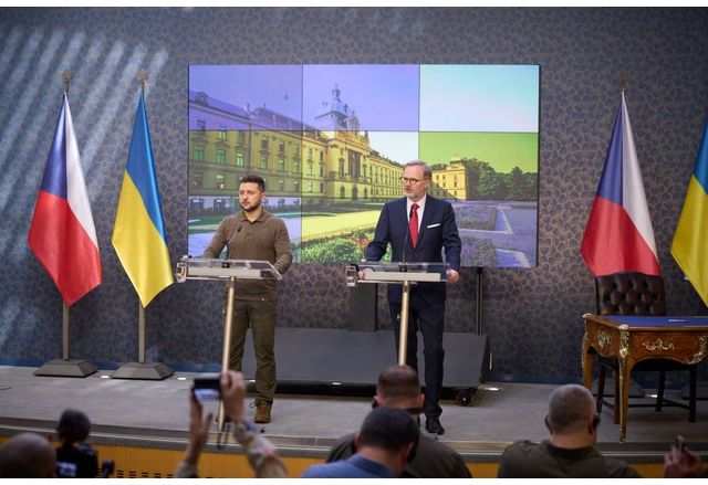 Чехия ще достави на Украйна щурмови хеликоптери и едрокалибрени боеприпаси