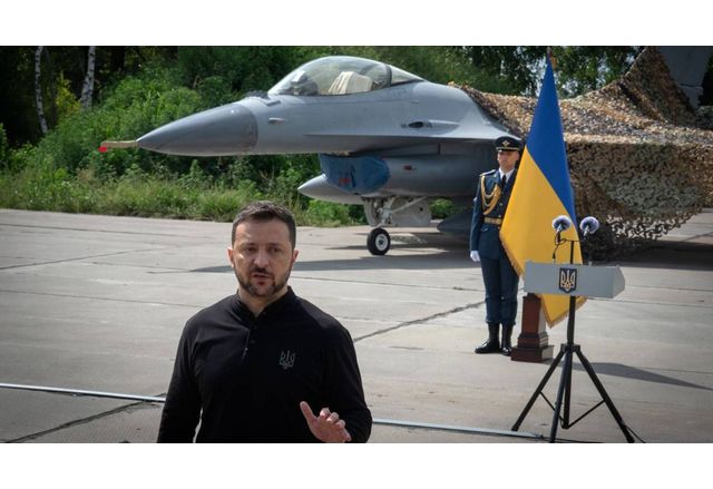 Пилотите на украинските военновъздушни сили започнаха да летят на изтребители