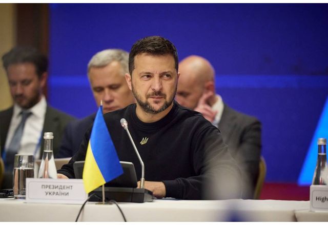 Президентът на Украйна Володимир Зеленски заяви пред лидерите на срещата