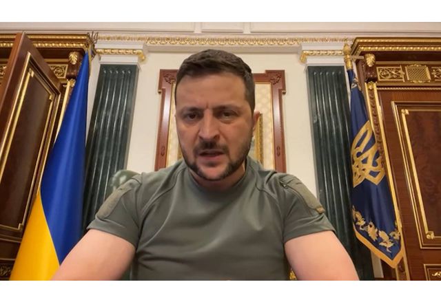 В своето редовно вечерно видеообърщение украинският президент Володимир Зеленски коментира