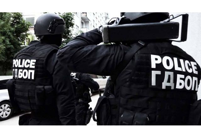 ГДБОП разби организирана престъпна група във Велико Търново По случая