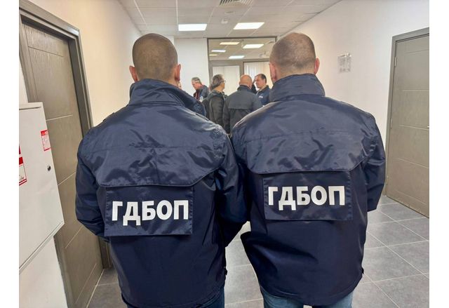 Близо 250 килограма различни по вид наркотични вещества са иззети