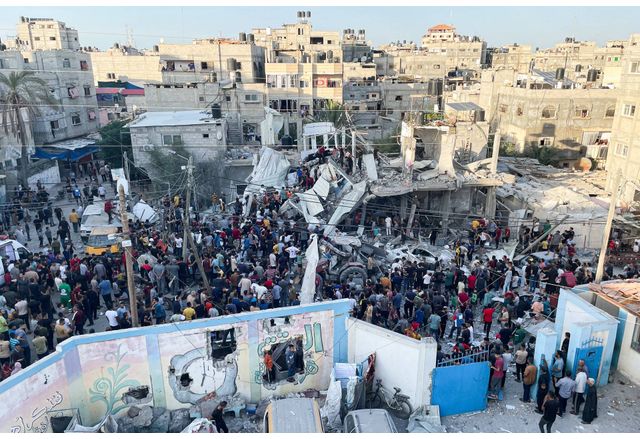 Най малко 27 палестинци сред които и деца са загинали днес