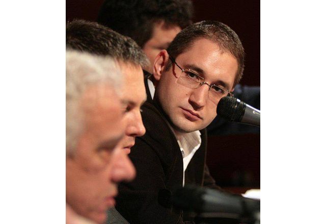 Отстъпката от 25 ст за горивата се е обезсмислила Причината