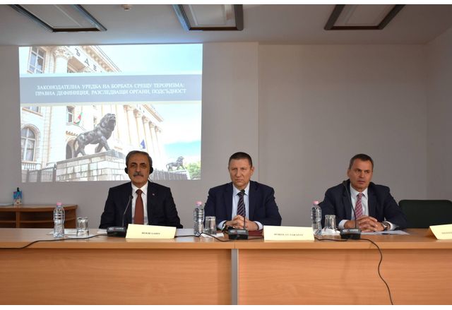 Главните прокурори на България и Турция - Борислав Сарафов и Бекир Шахин, откриха съвместен форум за противодействие на тероризма