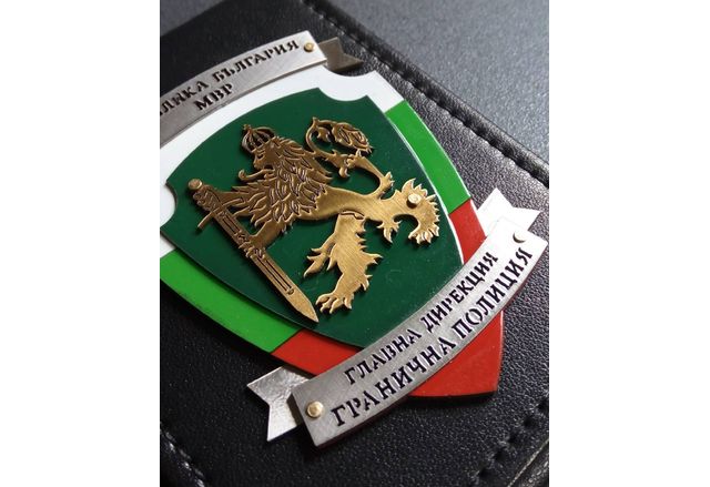 След гонка по улиците на бургаското село Лозенец полицията залови