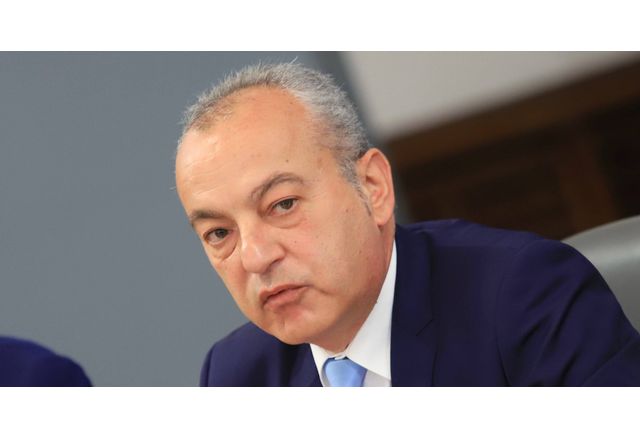 Премиерът Гълъб Донев ще свика съвета по сигурност към Министерския