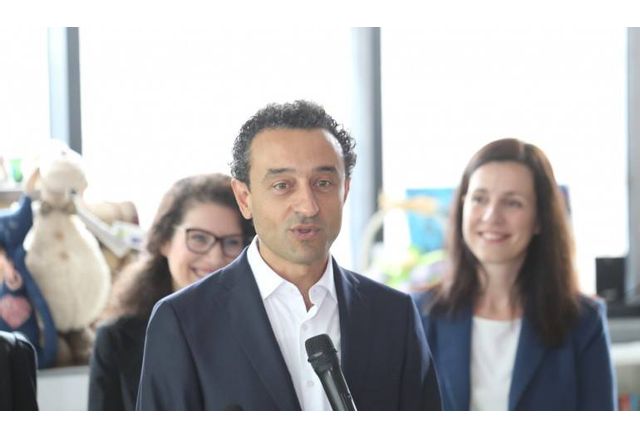 Даниел Лорер