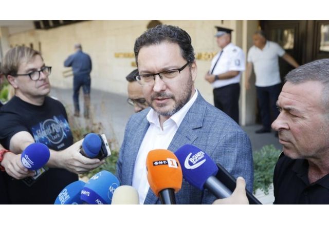 Над 330 са палежите установени част от тях умишлени