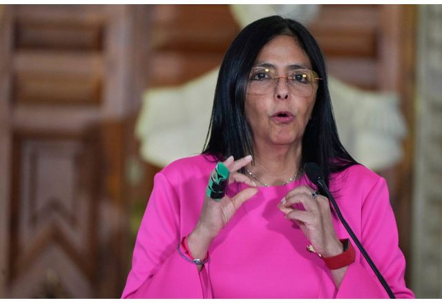 Вицепрезидентката на Венецуела и министърка на петрола Делси Родригес днес