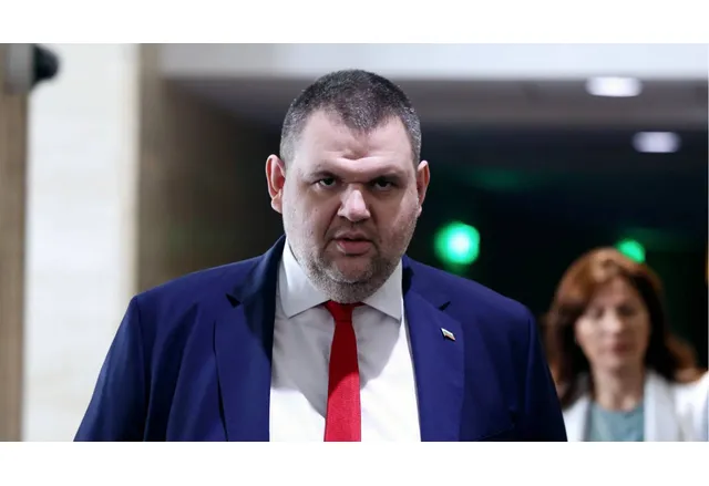 Лидерът на ДПС Ново начало Делян Пеевски нарече брутална