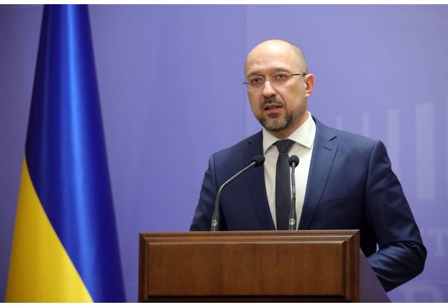 Министър председателят на Украйна Денис Шмигал заяви че за възстановяването