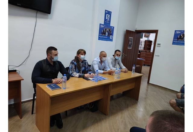 Деница Сачева в Добрич на среща за  младежката безработица