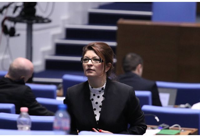 Председателят на парламентарната група на ГЕРБ СДС Десислава Атанасова е номинирана
