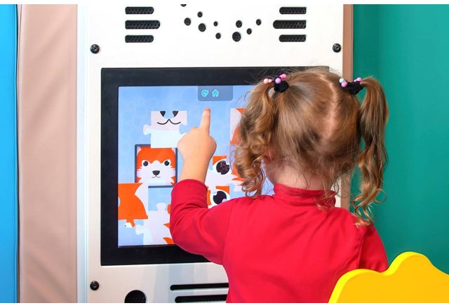 Дигиталната платформа iZZI на издателство Клет България вече предлага достъп