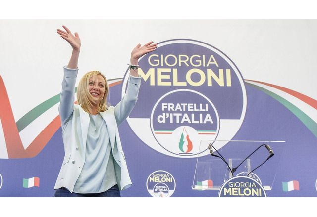  Джорджа Мелони положи днес клетва пред президента като първия крайнодесен